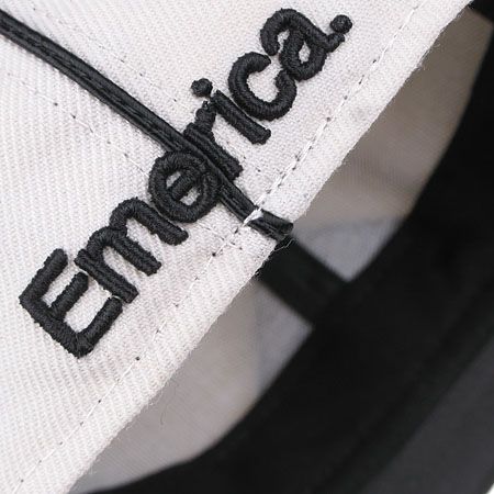 Czapka z daszkiem Emerica   (creme/black)