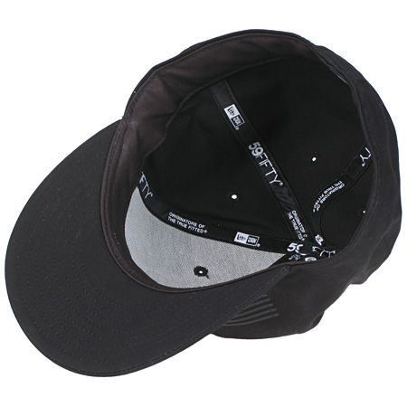 Czapka z daszkiem ThirtyTwo Vector (black)