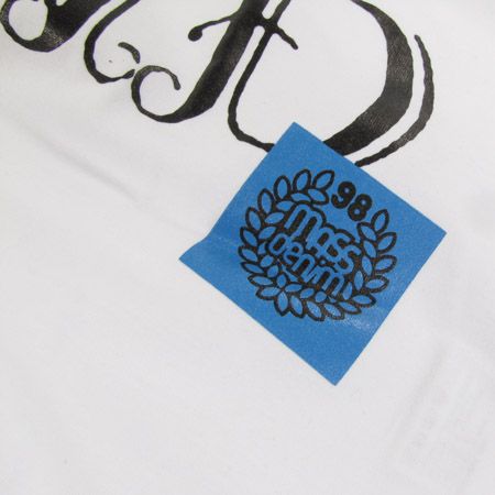 T-Shirt Mass Ornament (biały)
