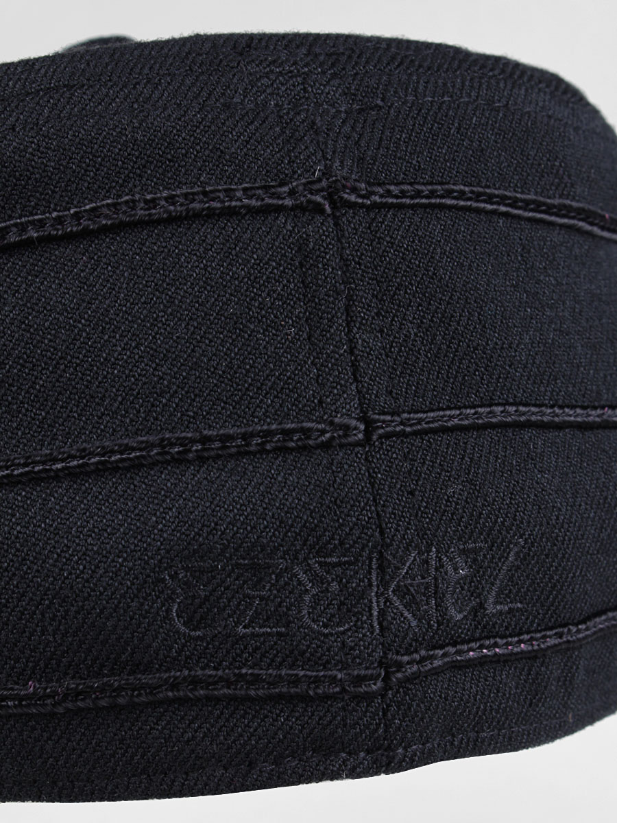 Czapka z daszkiem Ezekiel 07 (black)