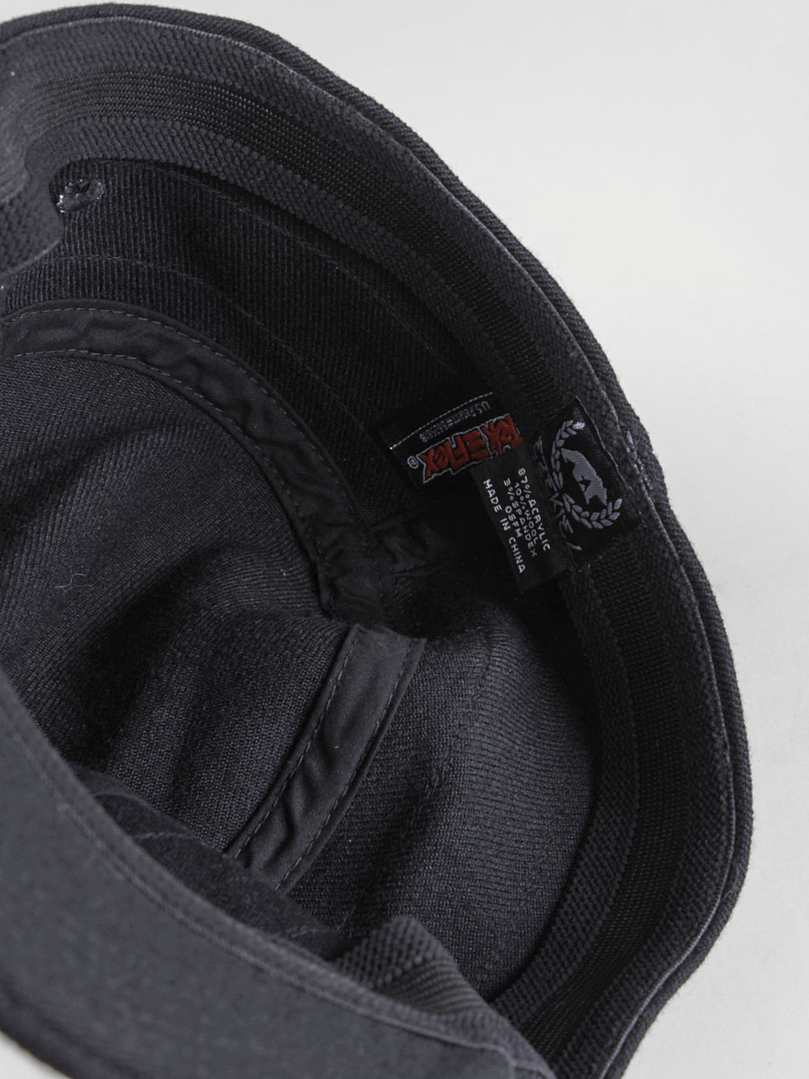 Czapka z daszkiem Ezekiel 07 (black)