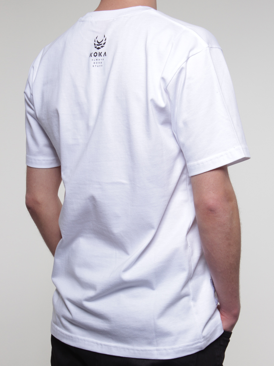 T-Shirt KOKA SNIFF & WESSON (biały)