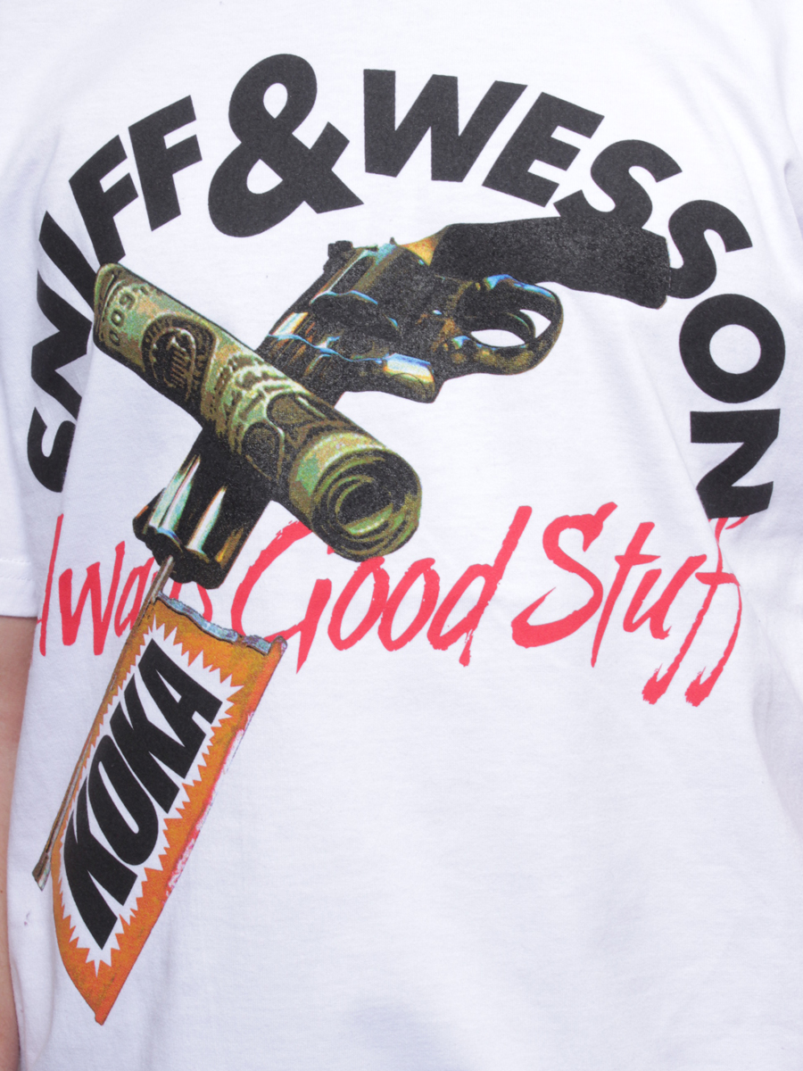 T-Shirt KOKA SNIFF & WESSON (biały)