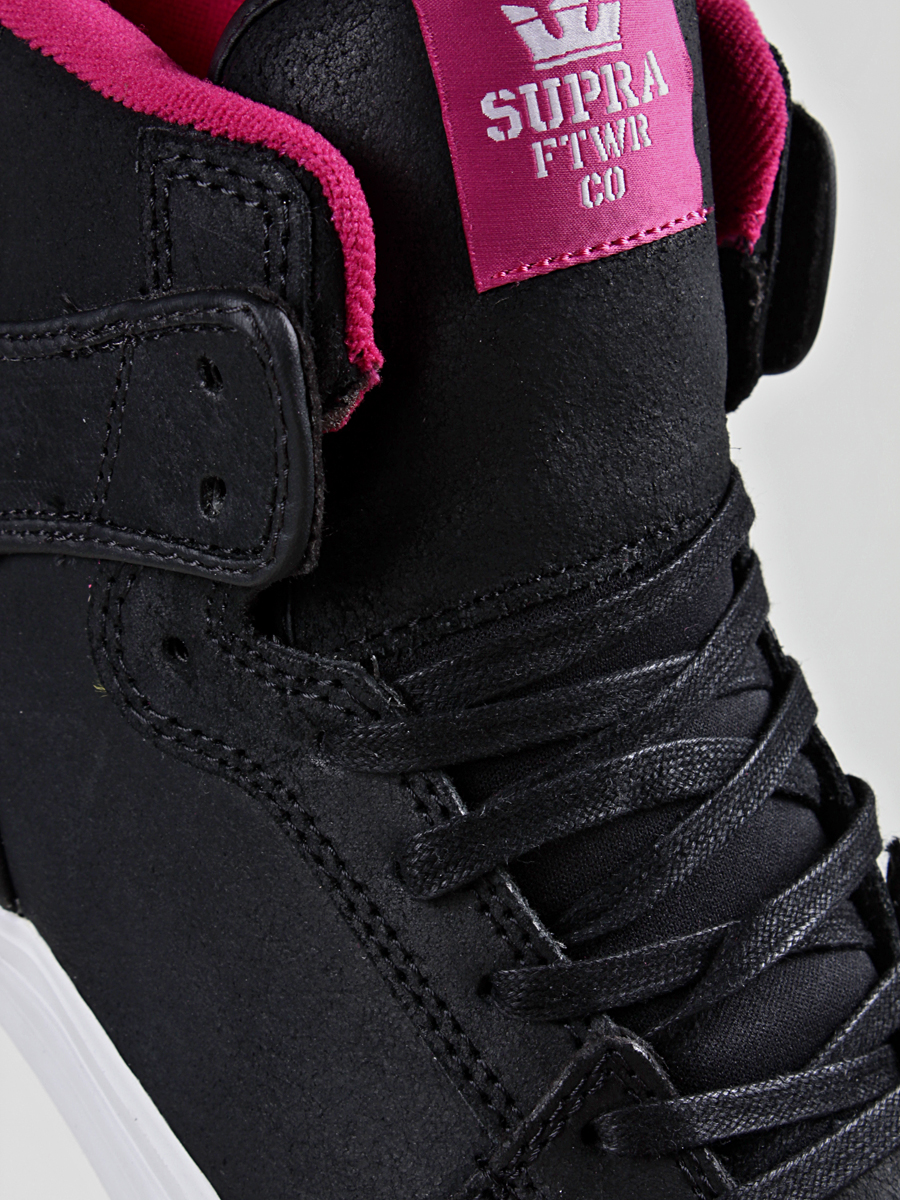 Buty Supra Vaider (black suede/ magenta accents) S28075