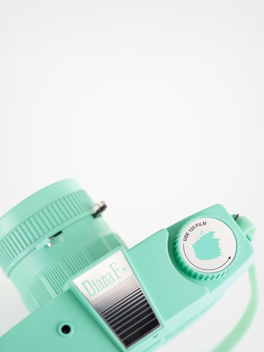 Aparat fotograficzny Lomography Diana F+ Neptune Green