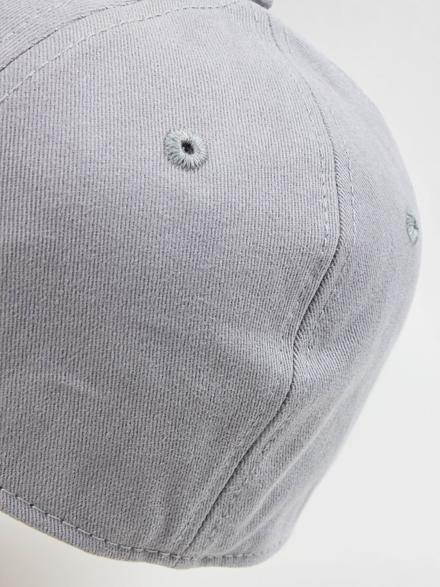 Czapka z daszkiem Initial (grey)