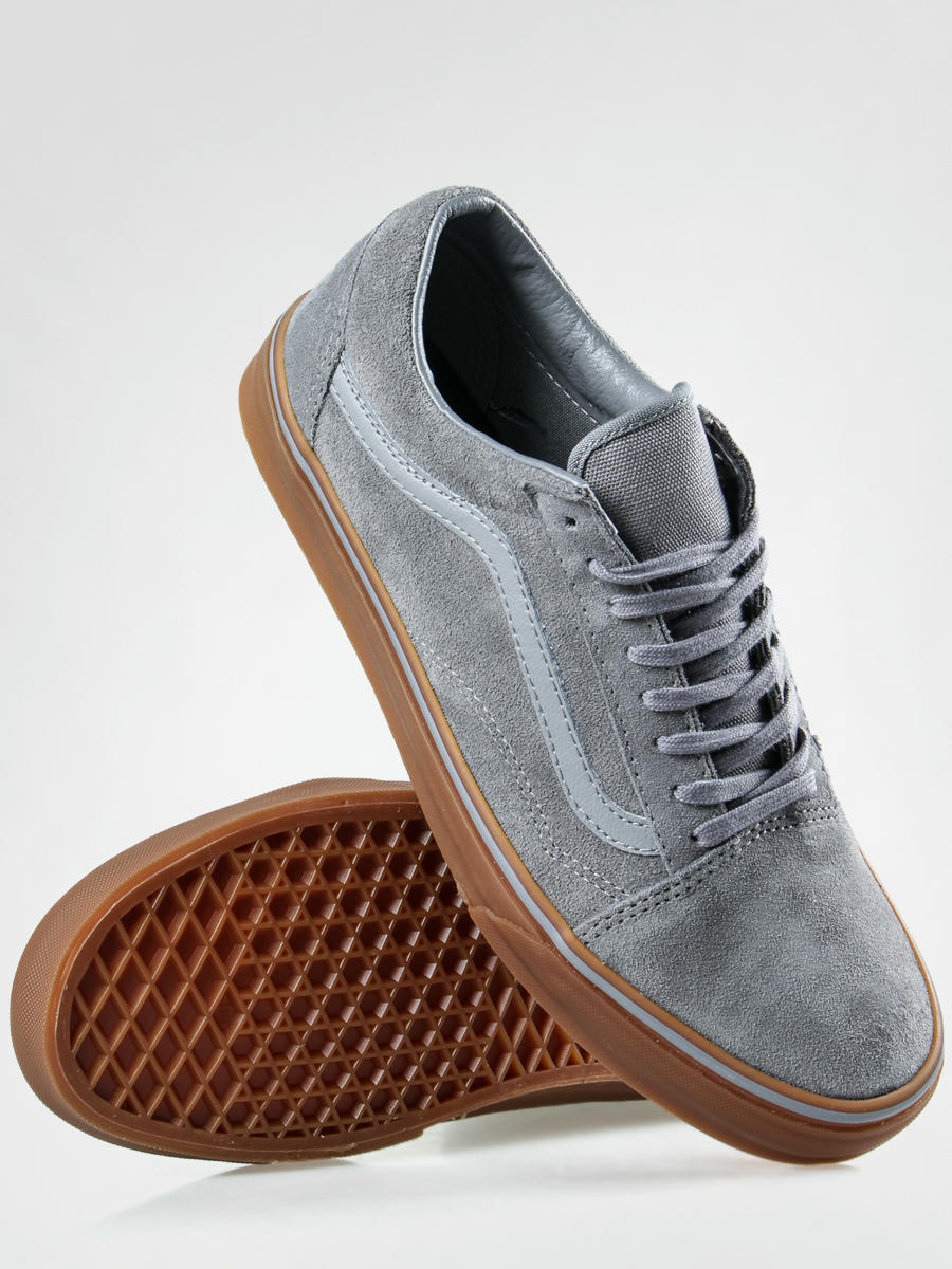 gray gum vans