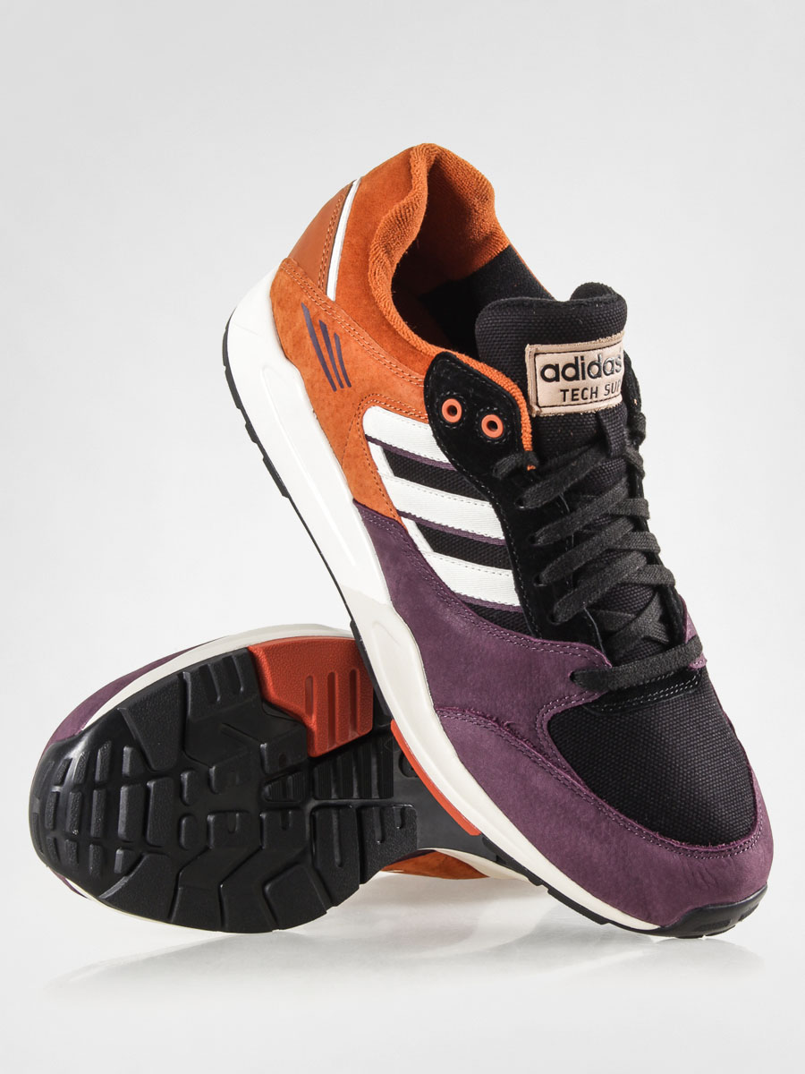 Buty adidas Tech Super (cblack/cwhite/ricred)