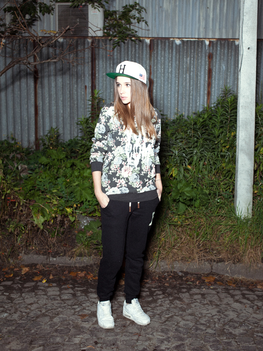 Bluza Volcom Wyld Pullover Wmn (mlt)