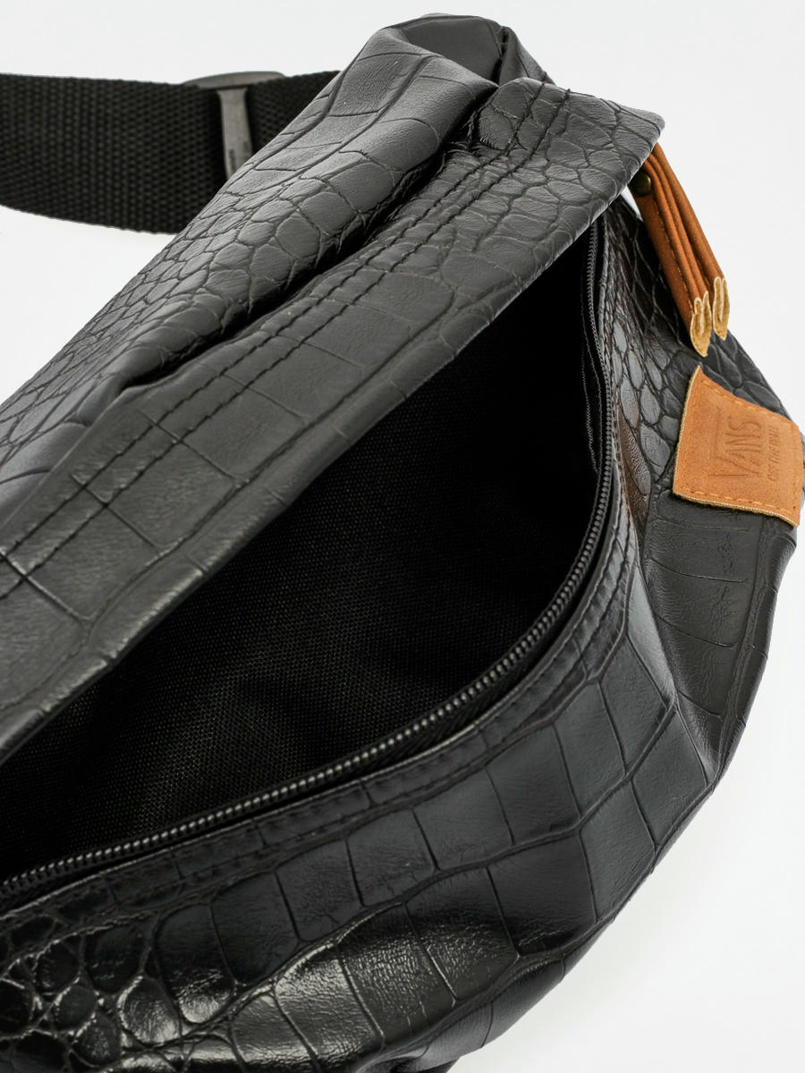 vans fanny pack