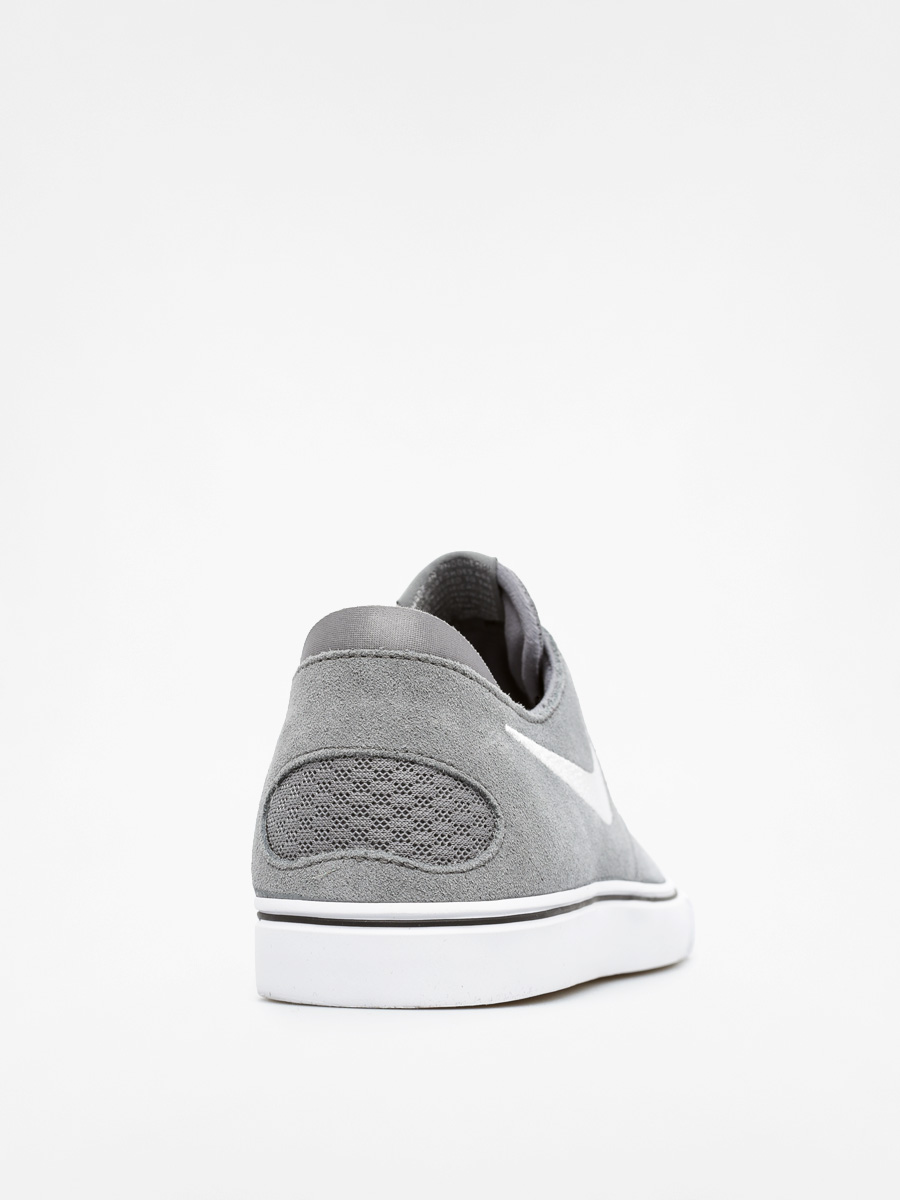 nike zoom oneshot sb