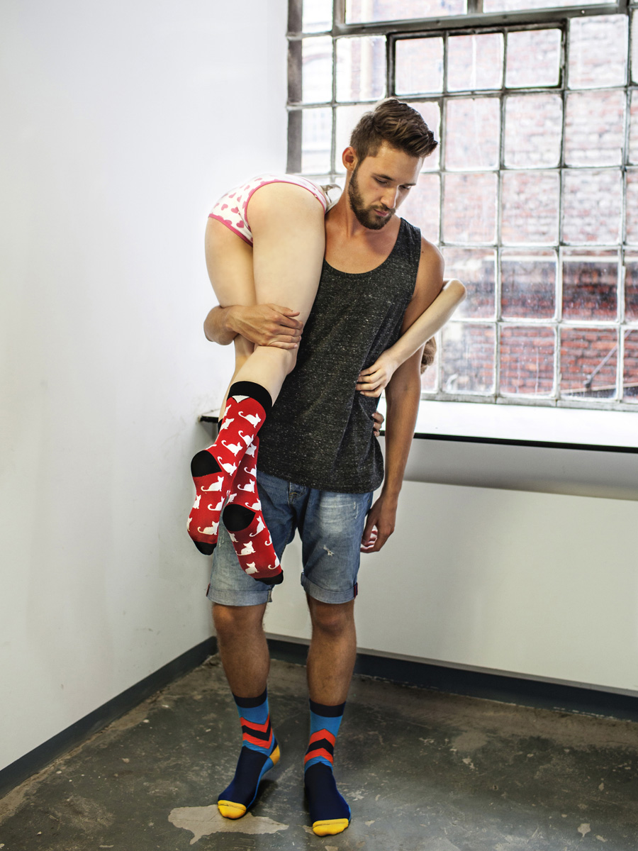 Skarpetki Cup Of Sox All My Friends Are Dead A (red/white cat)