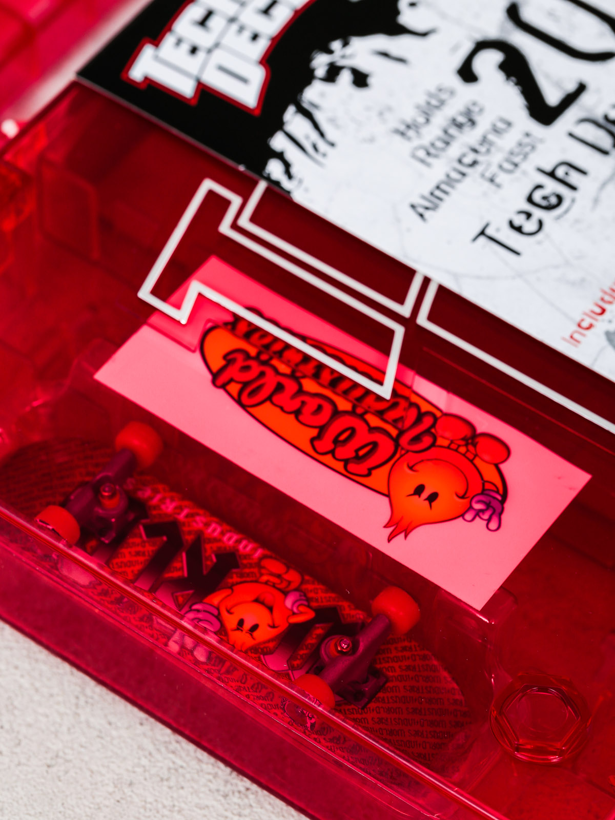 Zestaw Tech Deck World Industries Walizka 01