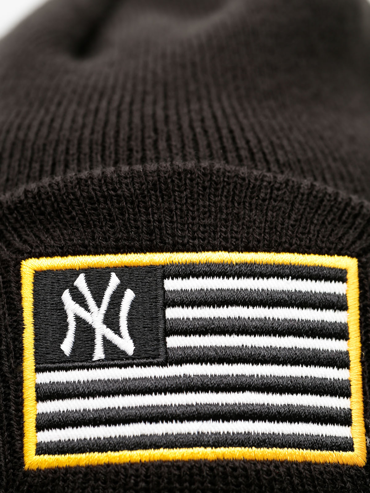 Czapka zimowa New Era New York Yankees Flag (black)
