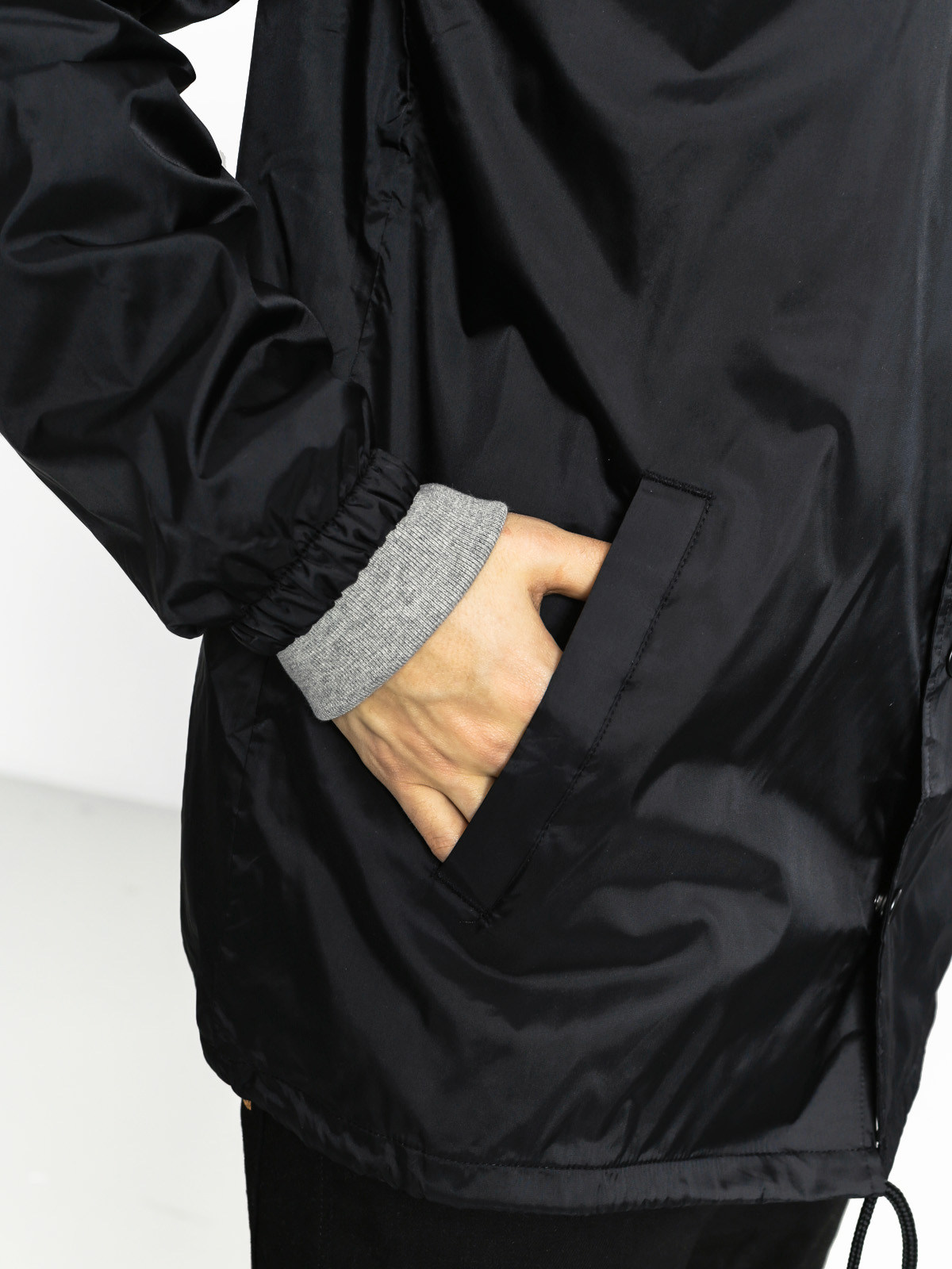 Kurtka Thrasher Flame Logo Coach Jacket (black)