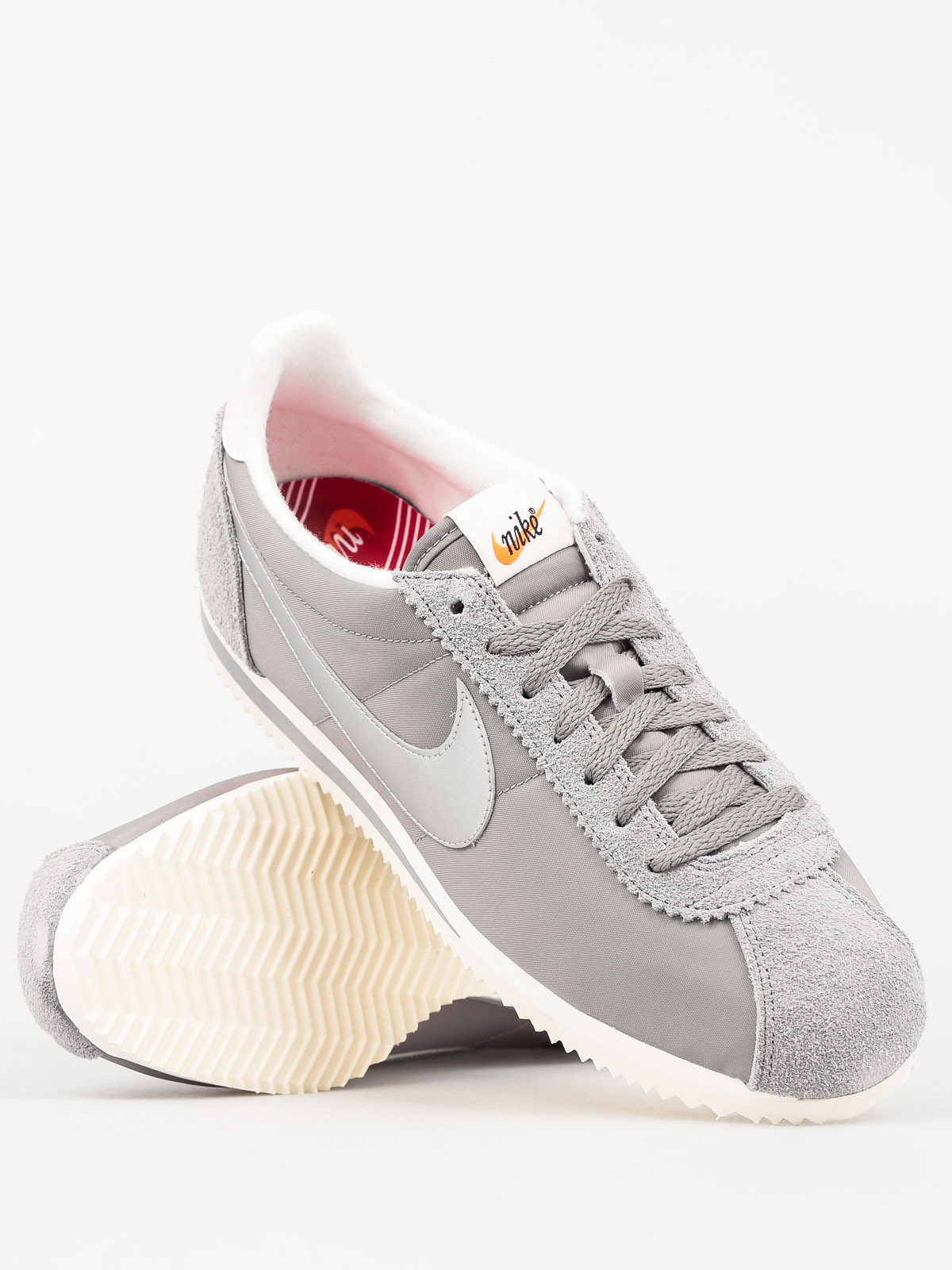 nike cortez gray