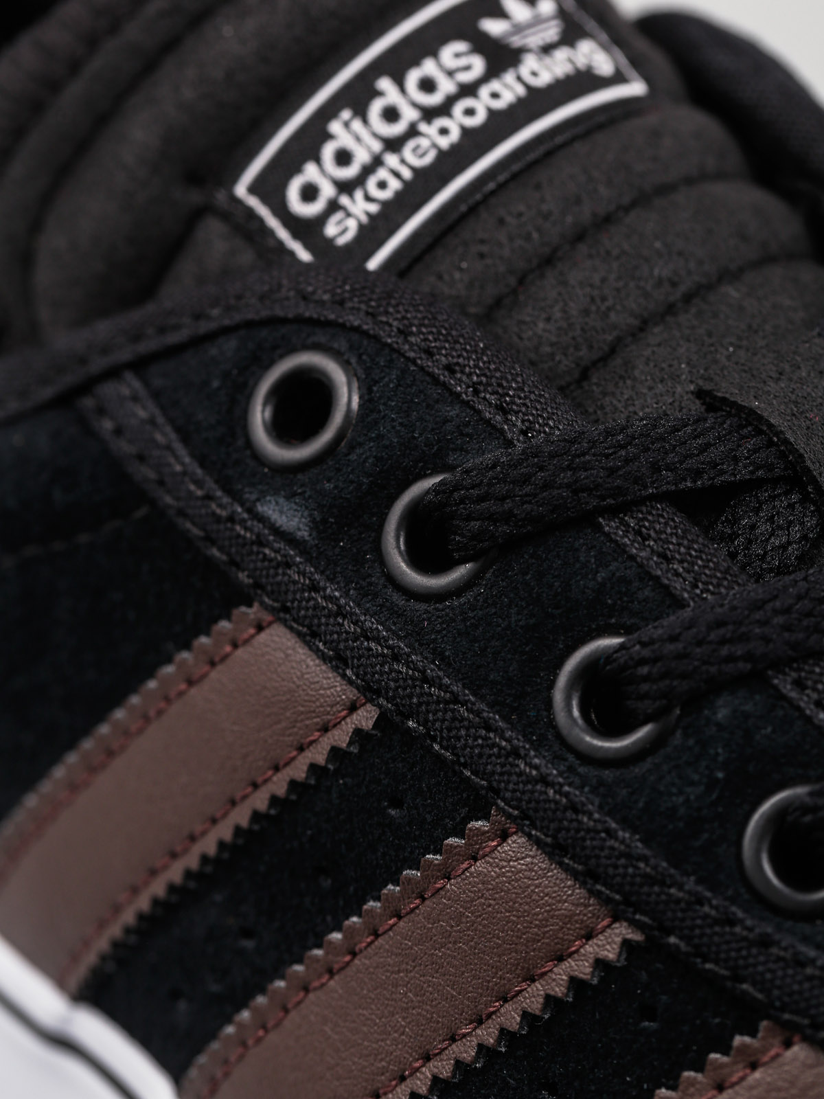 Buty adidas Adi Ease Premiere Adv (cblack/brown/ftwwht)