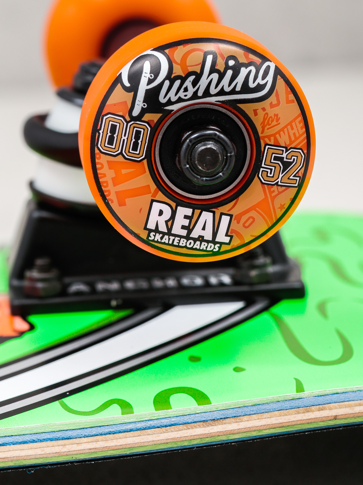 Deskorolka Real Slime Fades (orange/green)