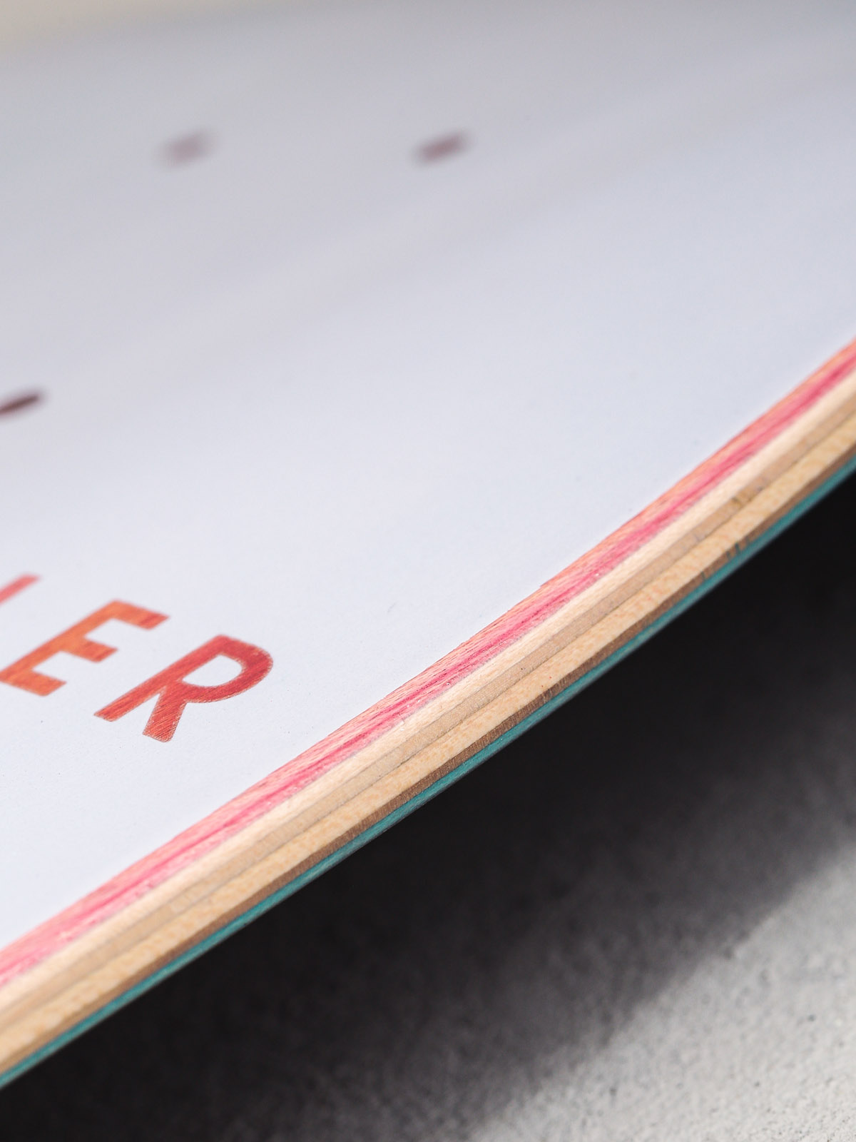 Deck Plan B Ryan Sheckler Signature (white/red)