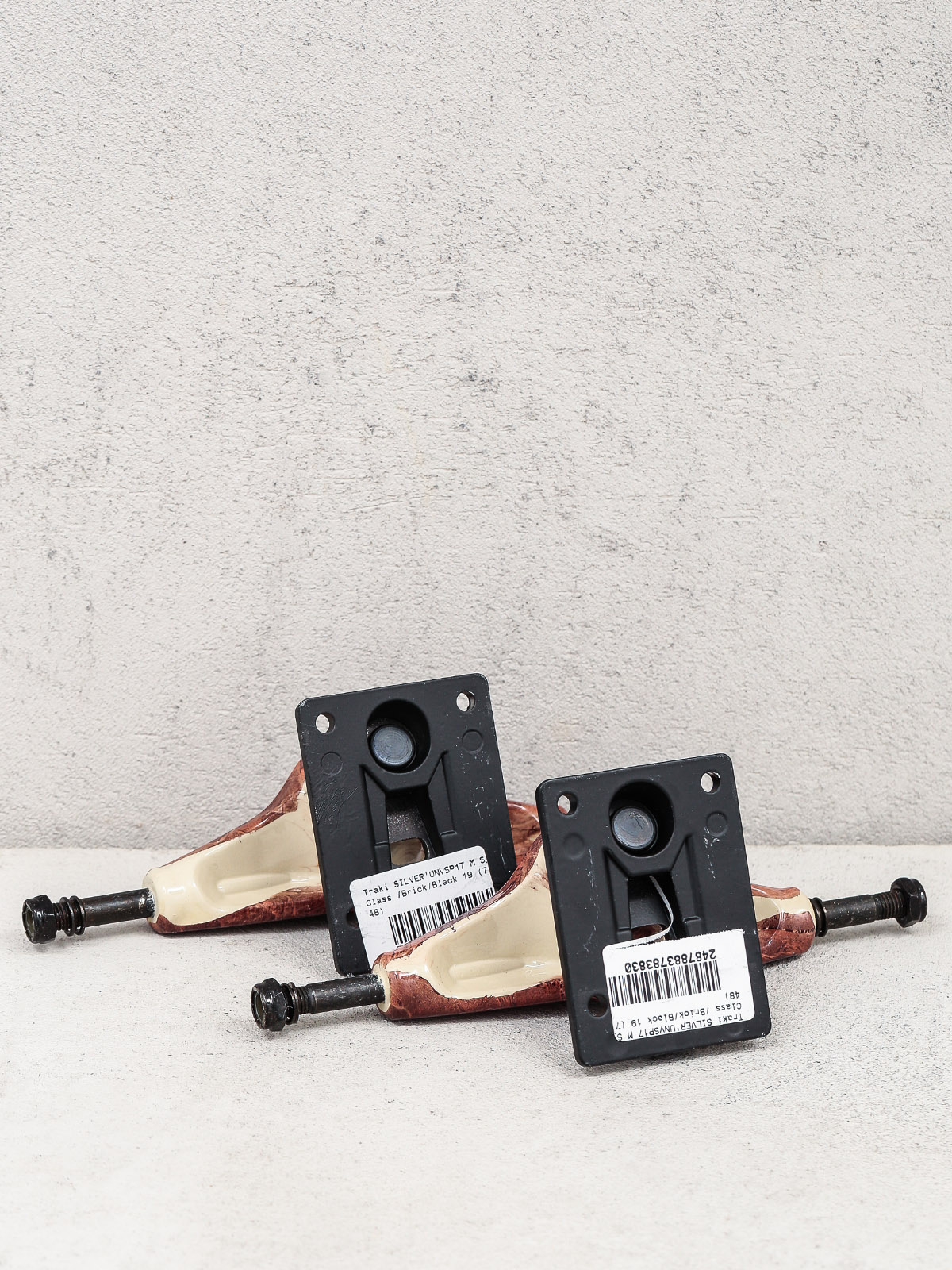 Traki Silver S Class (brick/black)