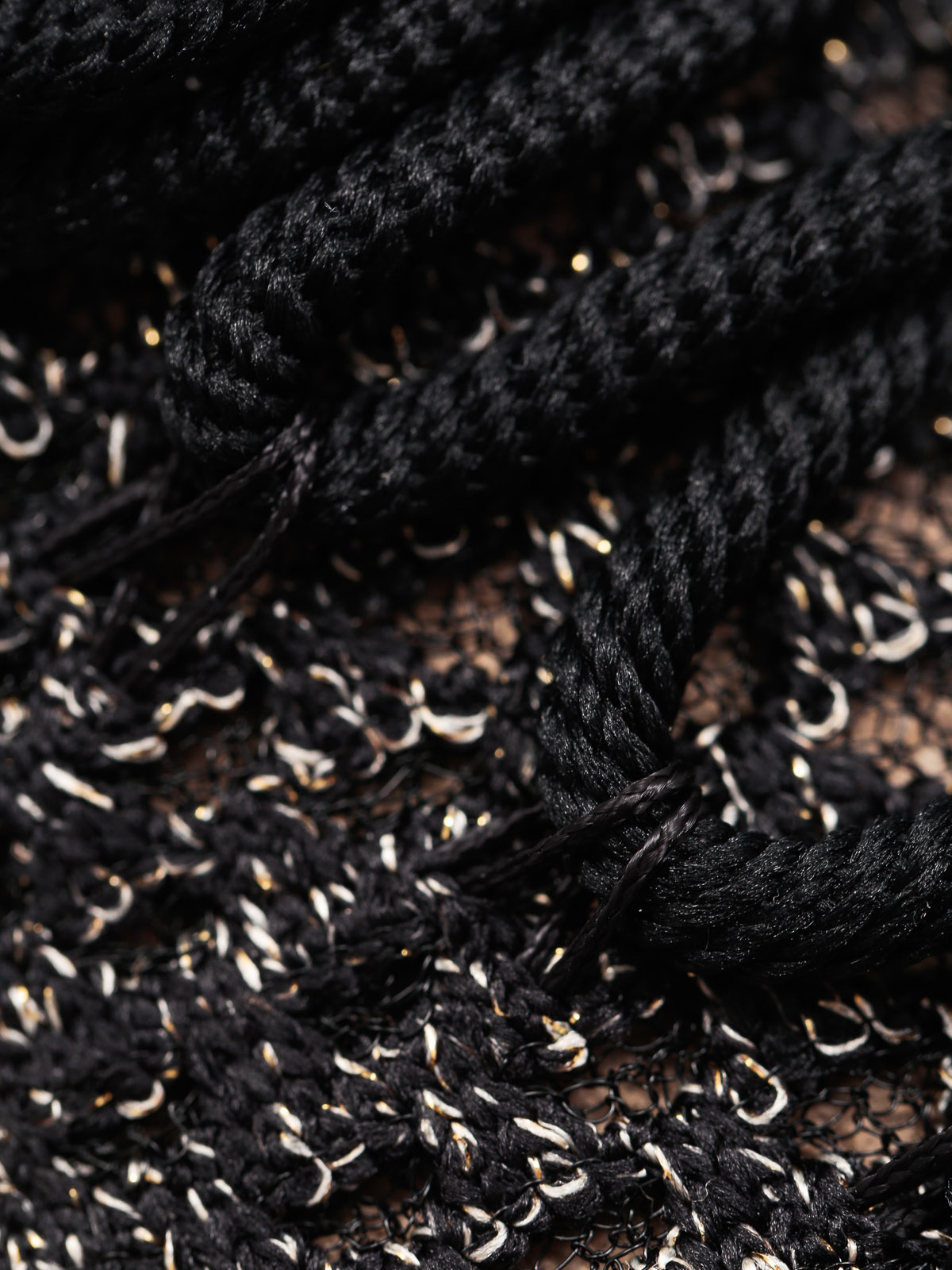 Buty Nike Air Max Thea Ultra Flyknit Metallic Wmn (black/mtlc gold star ivory)