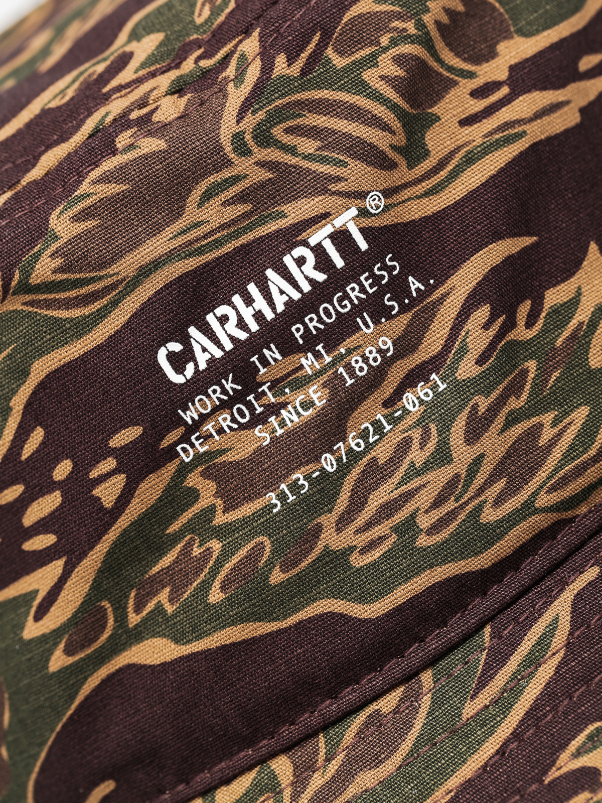 Kapelusz Carhartt Camp Bucket Hat (camo tiger laurel/white)