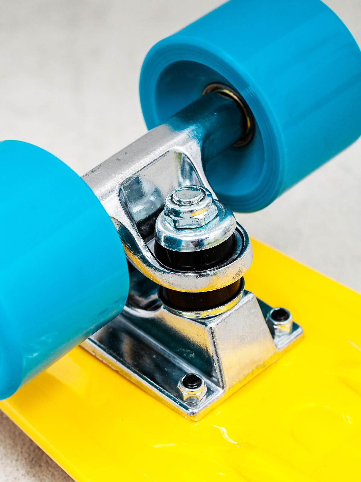 Deskorolka cruiser Playlife Vinyl (yellow/green blue)