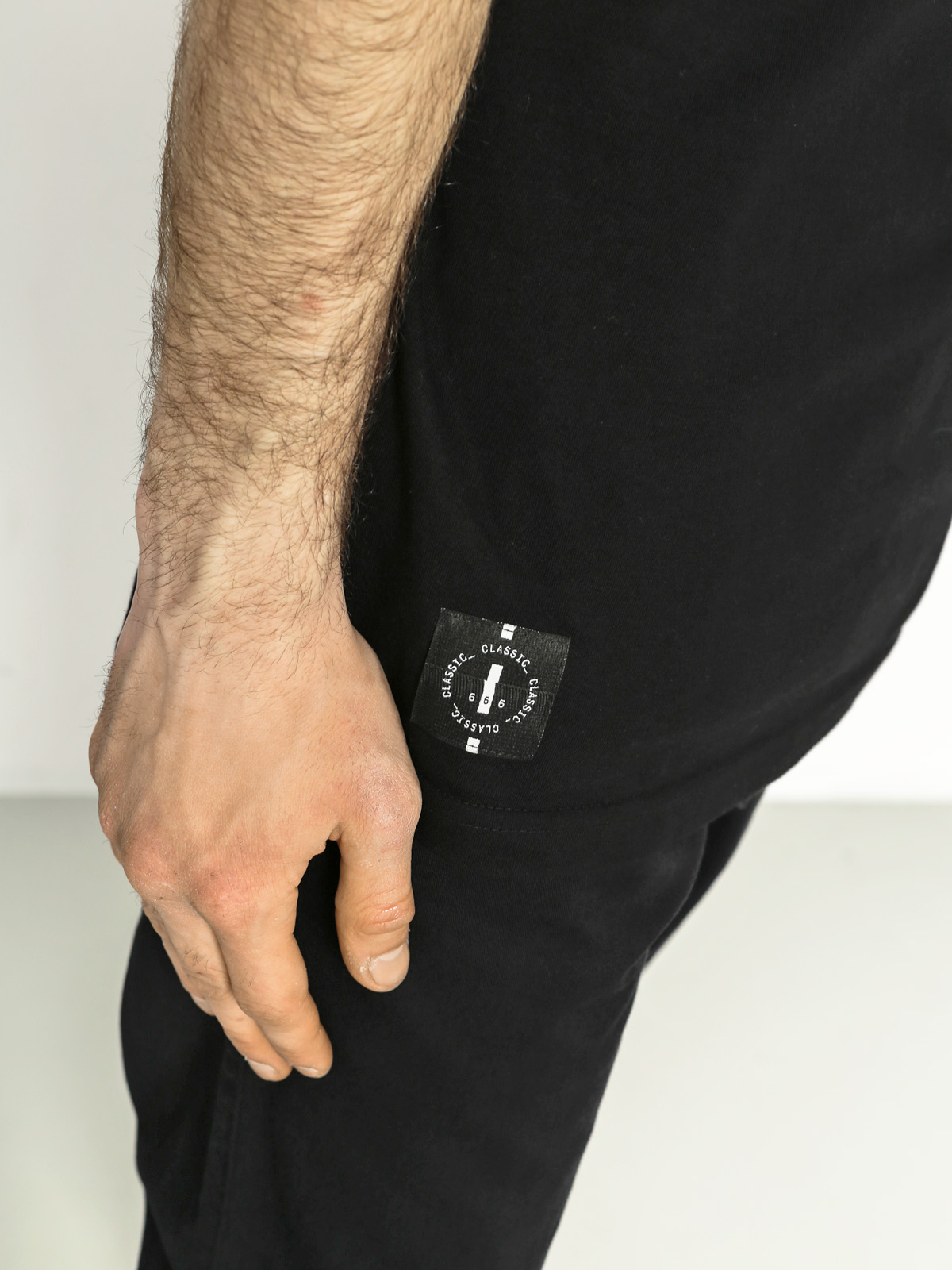 T-shirt Intruz Logo (black)