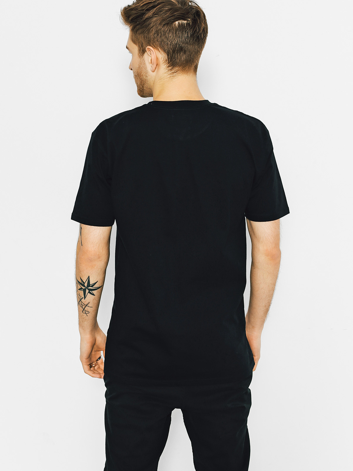 T-shirt We Peace It Absurdly Addicted (black)