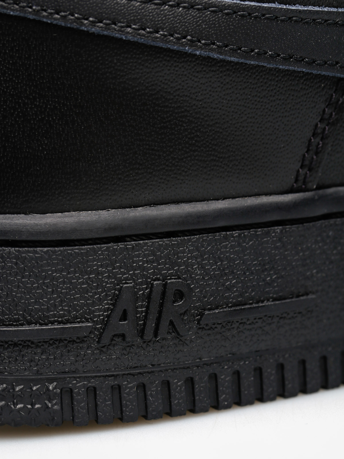 Buty Nike Air Force 1 07 Wmn (black/black)