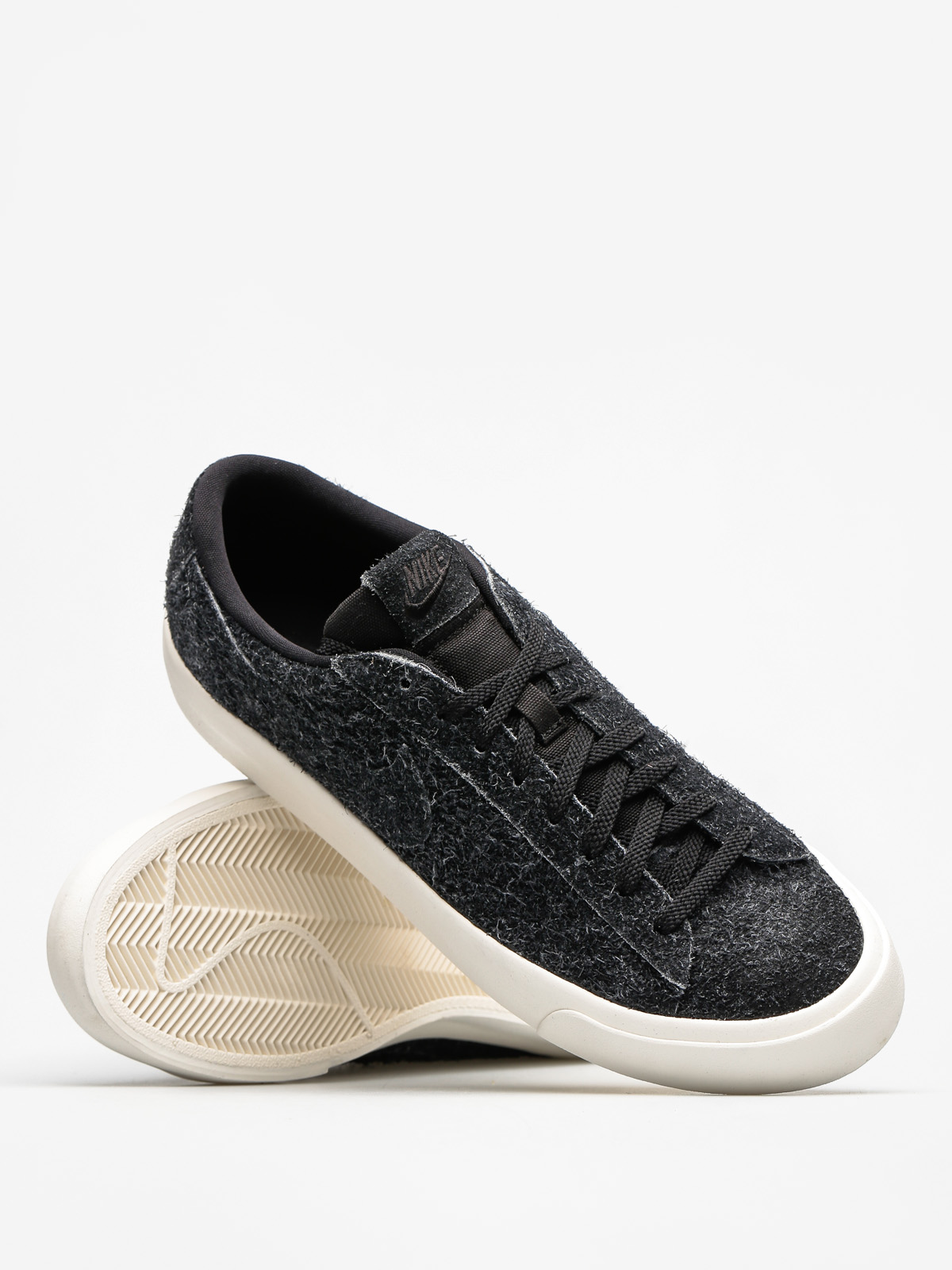 Buty Nike Blazer Studio Low (black/black gum med brown)