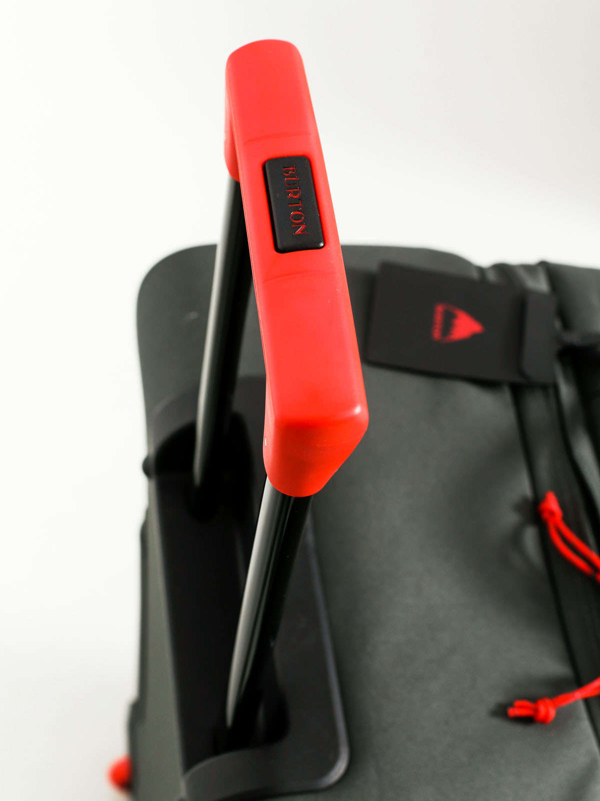 Walizka Burton Exodus Roller (blotto)