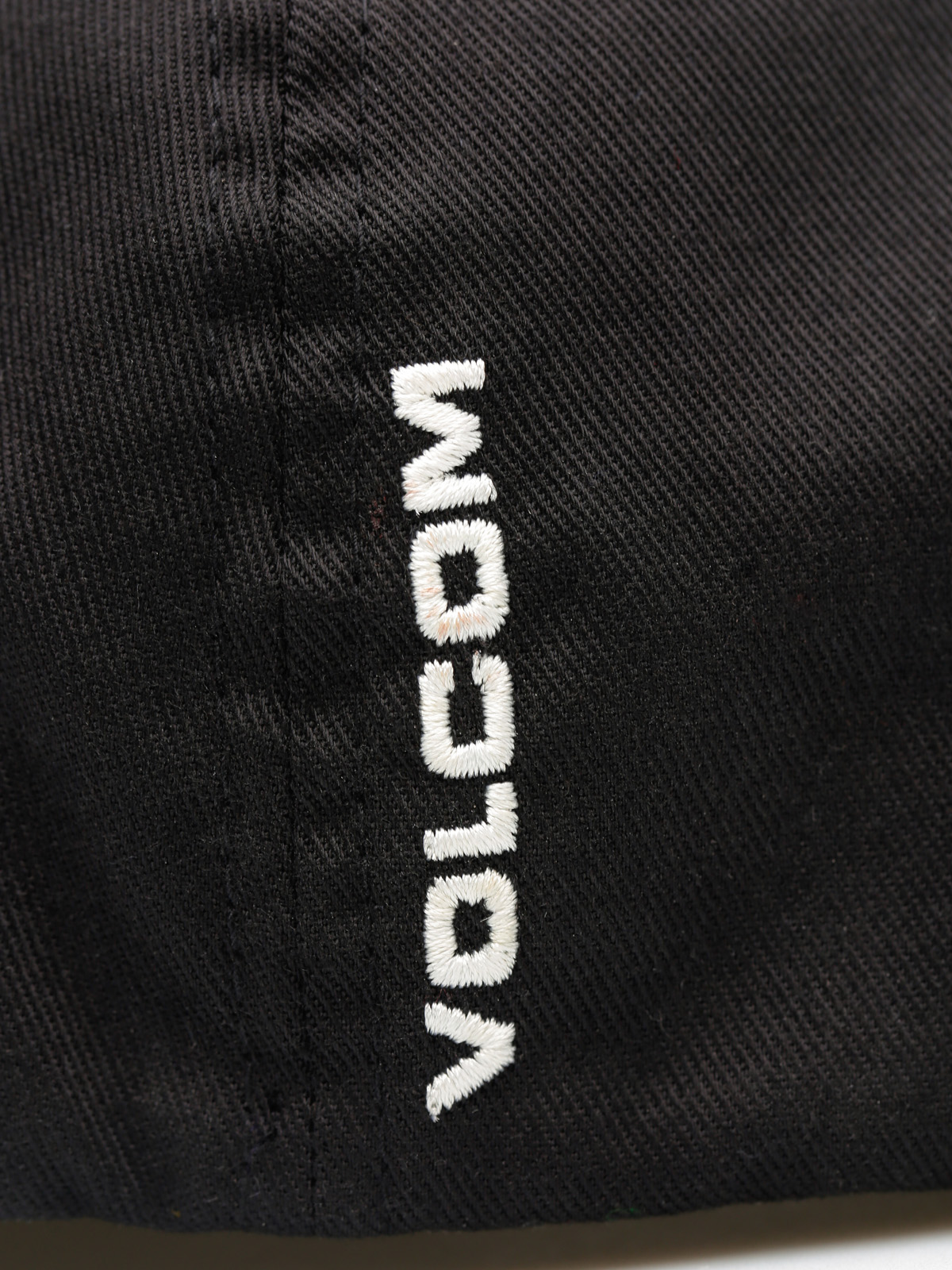 Czapka z daszkiem Volcom Full Stone Xfit Hat (blk)