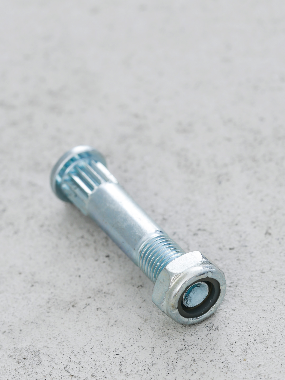 Kingpin Independent Silver Low