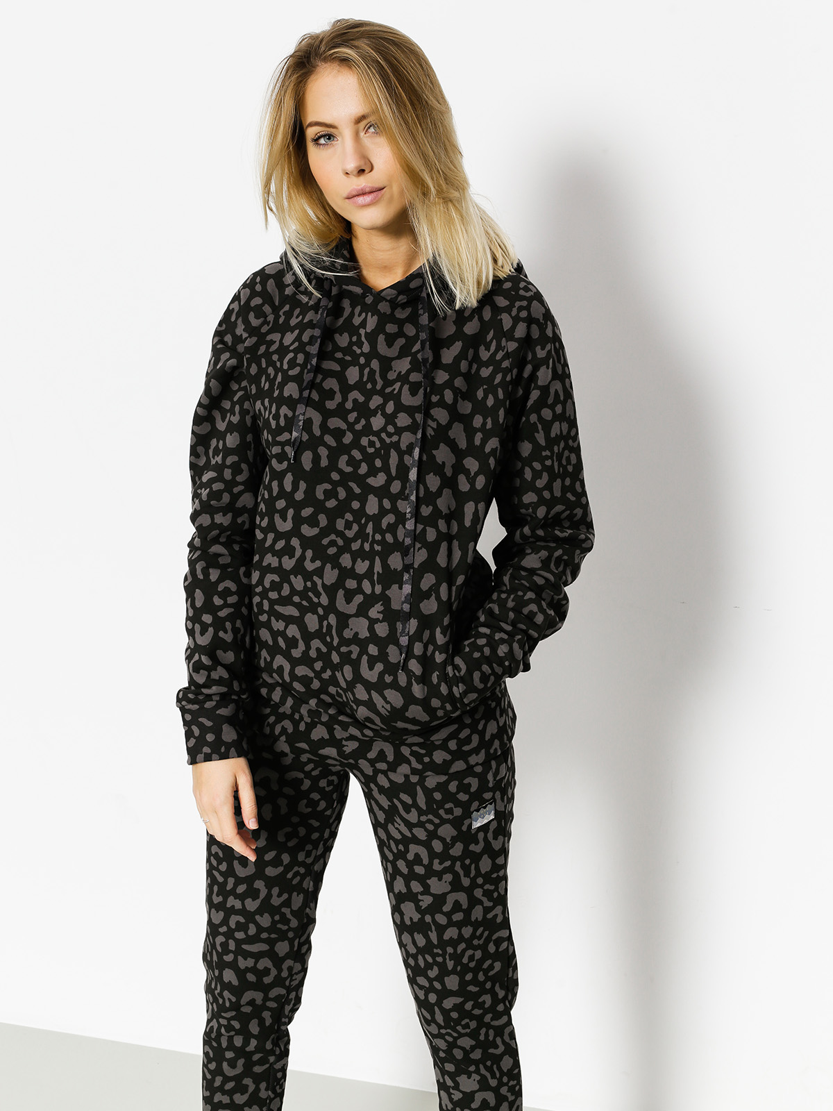 Bluza z kapturem Femi Stories Havas HD Wmn (blk leo)