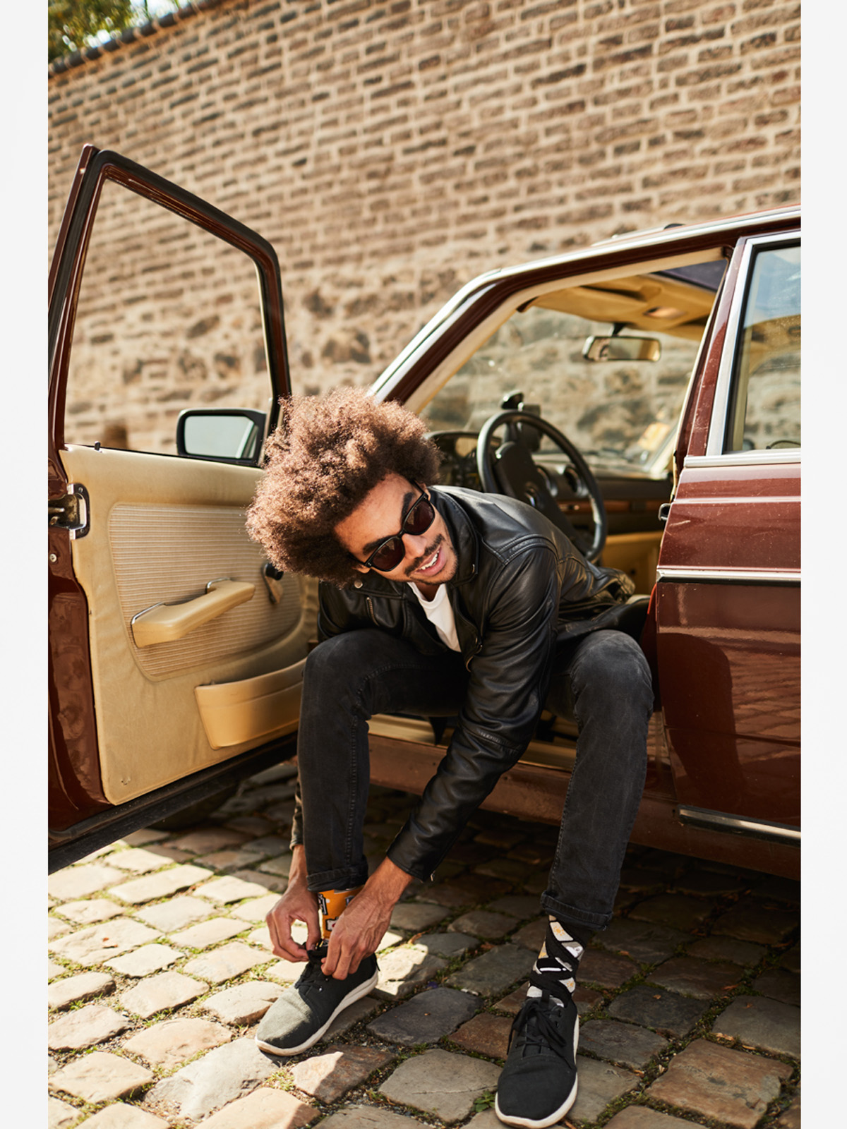 Skarpetki Many Mornings Retro Camera (mustard/grey)