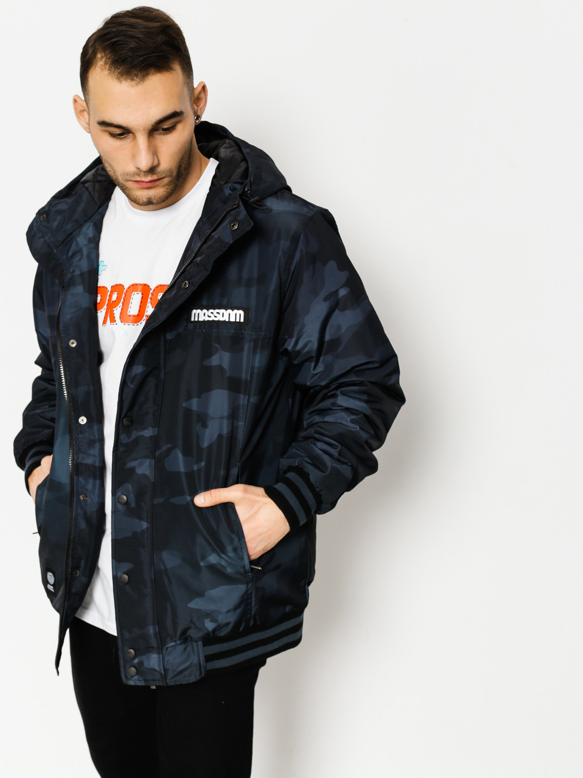 Kurtka MassDnm District (black camo)