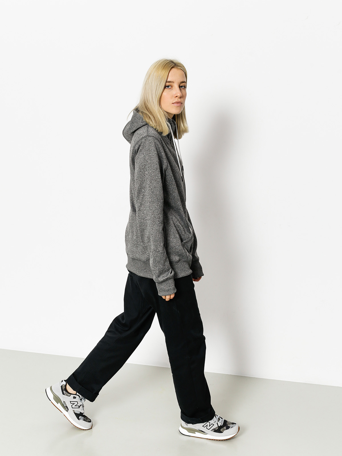 Bluza z kapturem Volcom Cascara Wmn (blk)