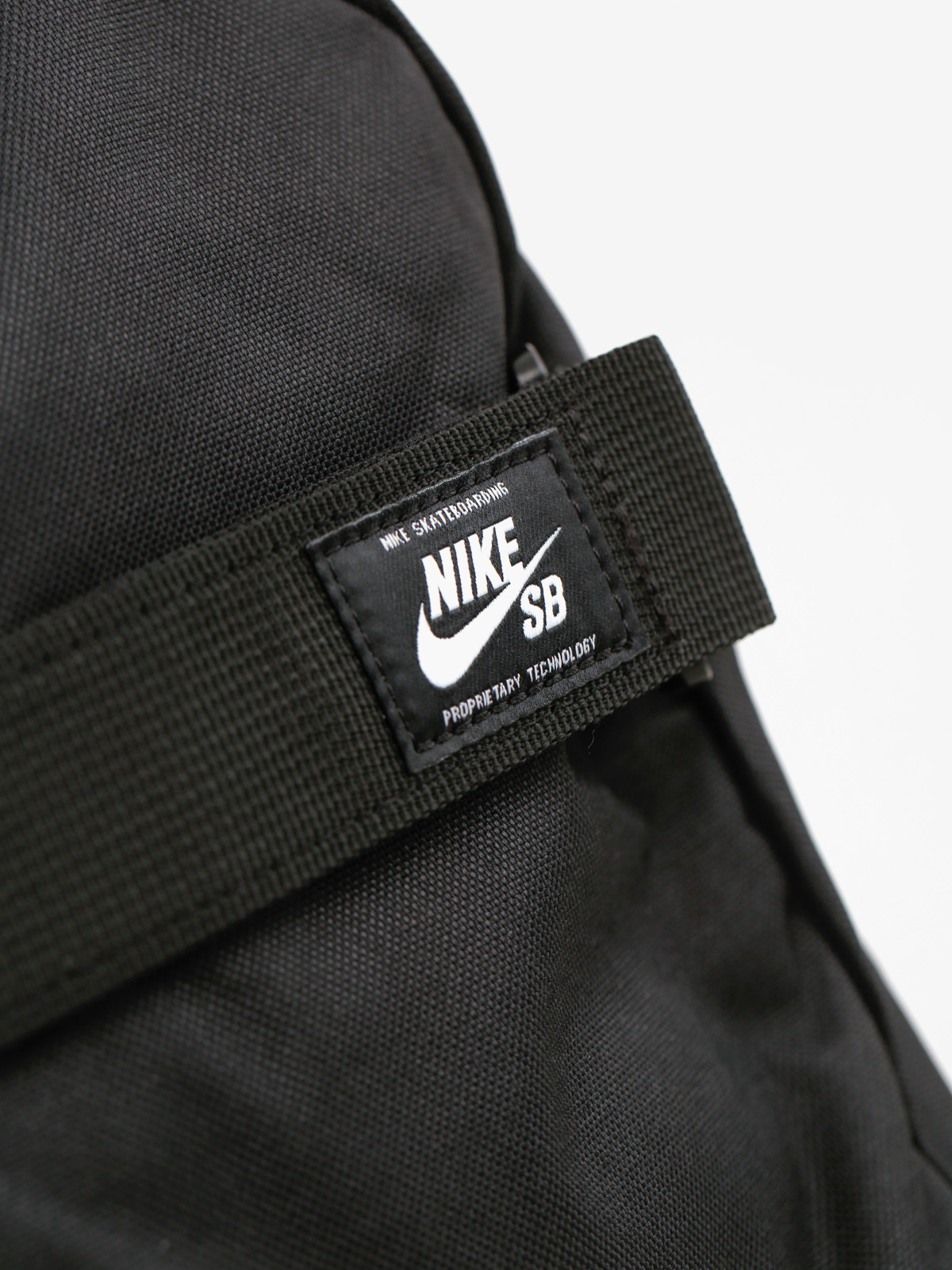 Plecak Nike SB Sb Courthouse (black/black/white)