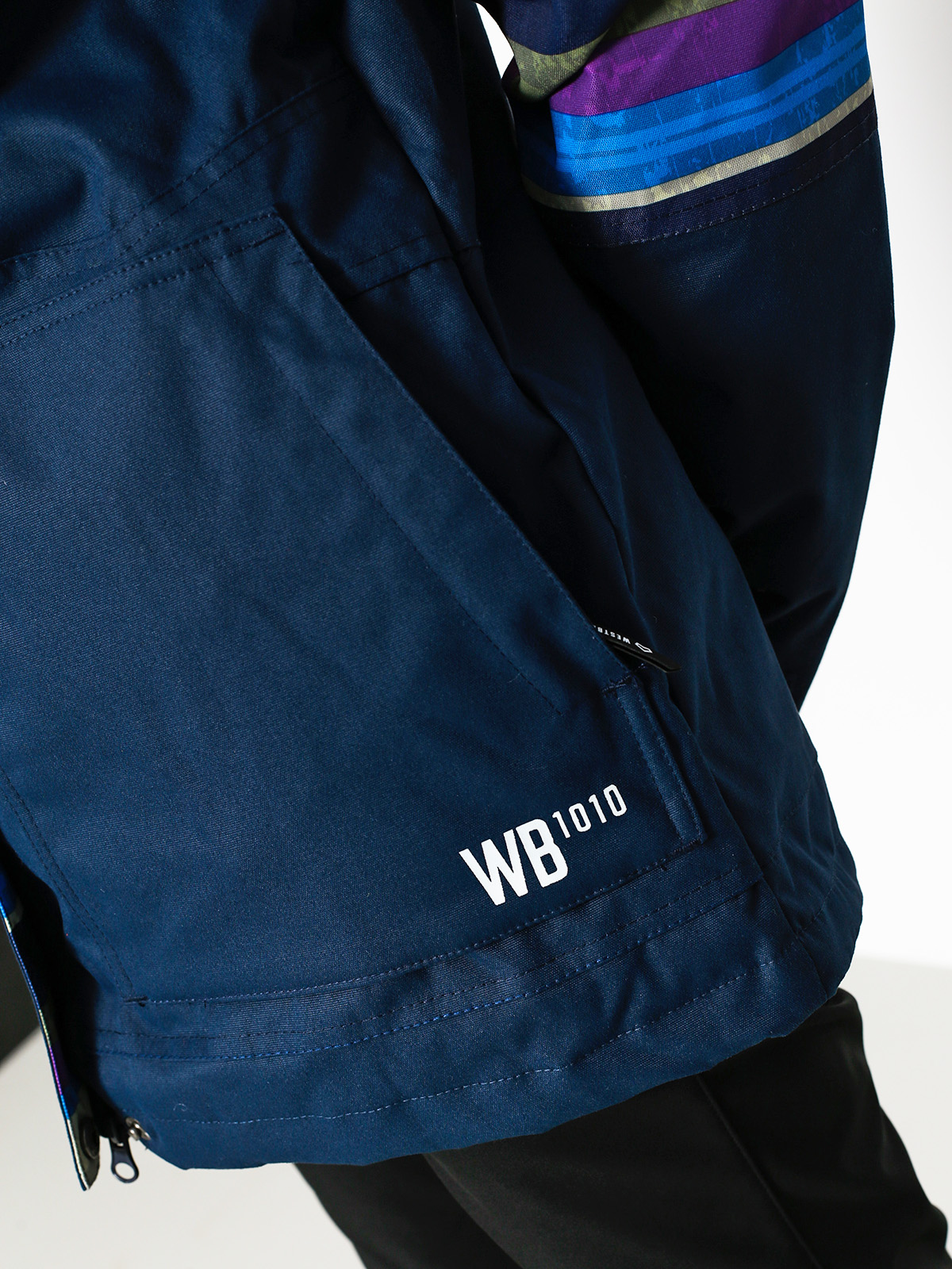 Damska Kurtka snowboardowa Westbeach Waltz Jacket (ultramarine/multi colour aztec)