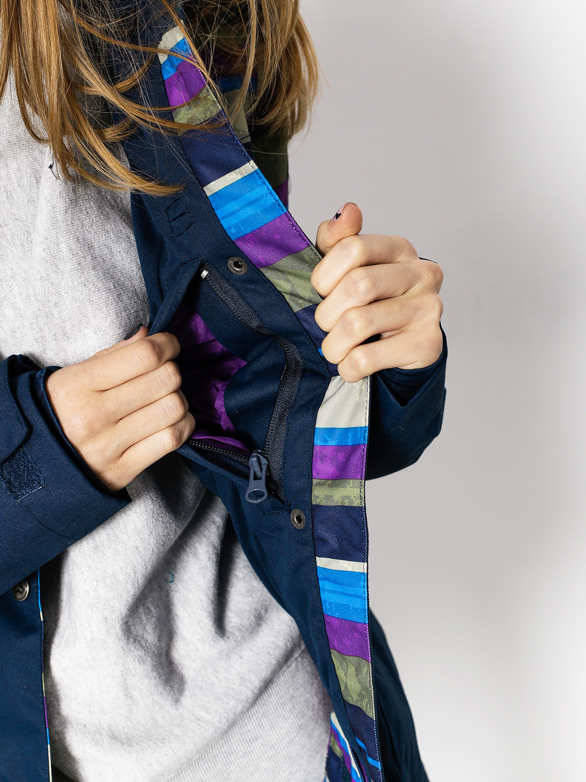 Damska Kurtka snowboardowa Westbeach Waltz Jacket (ultramarine/multi colour aztec)