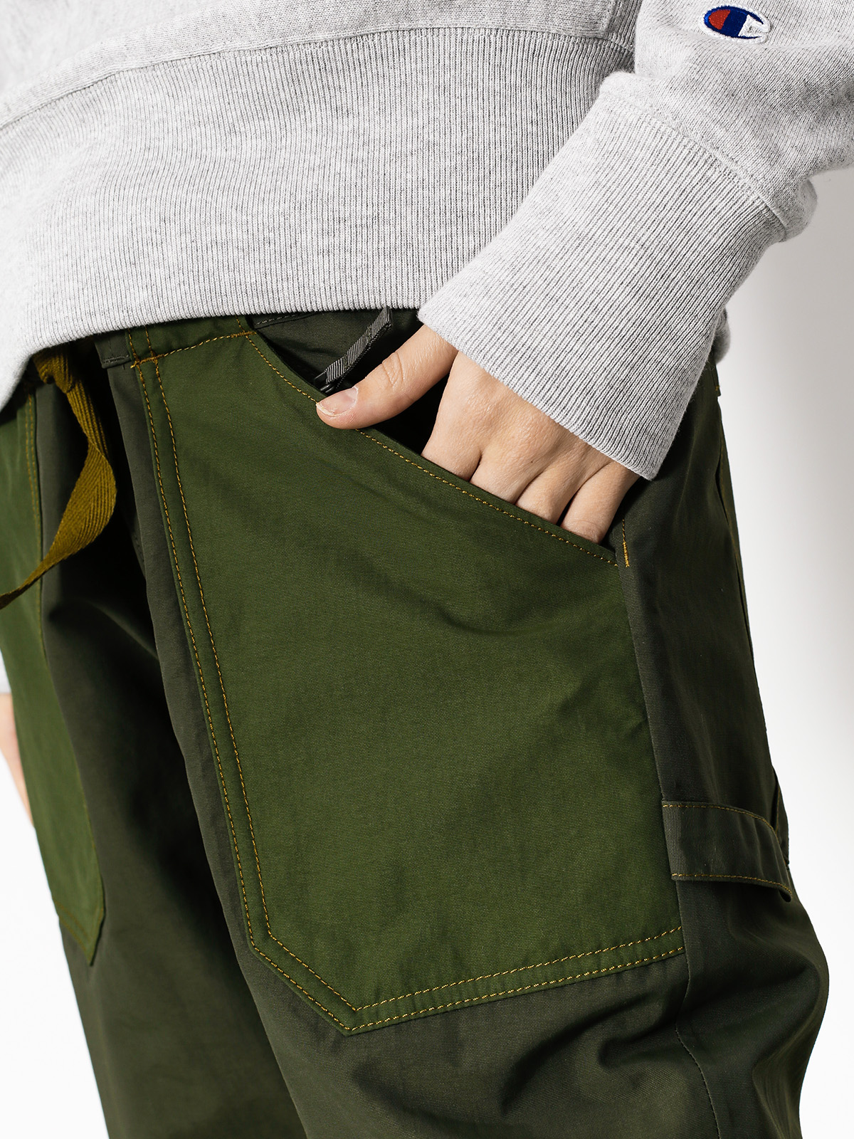 Damskie Spodnie snowboardowe Burton Veazie (frstnt/rflgrn)