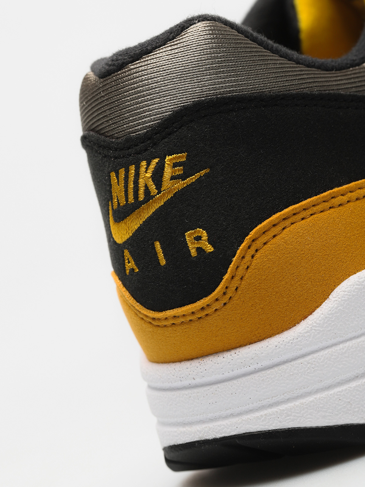 nike air max 1 dark stucco vivid sulfur