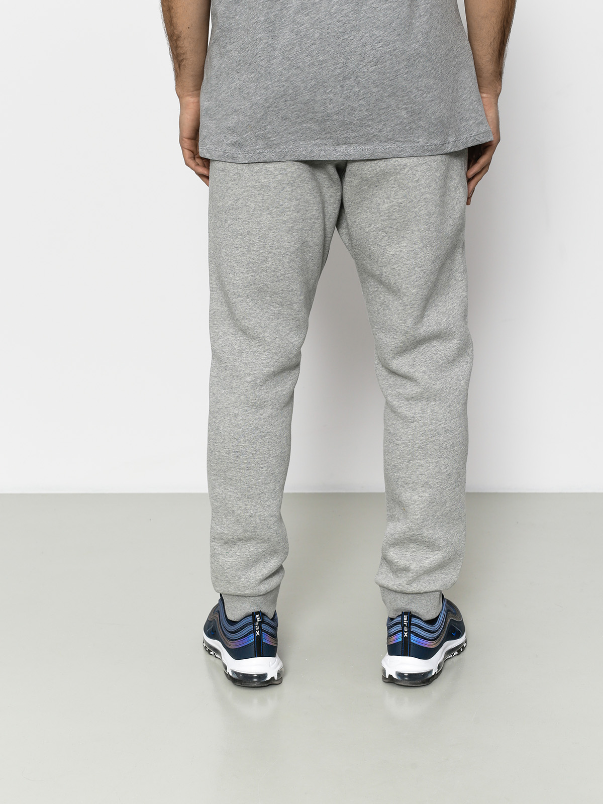 Spodnie Nike Club Jogger (dk grey heather/white)