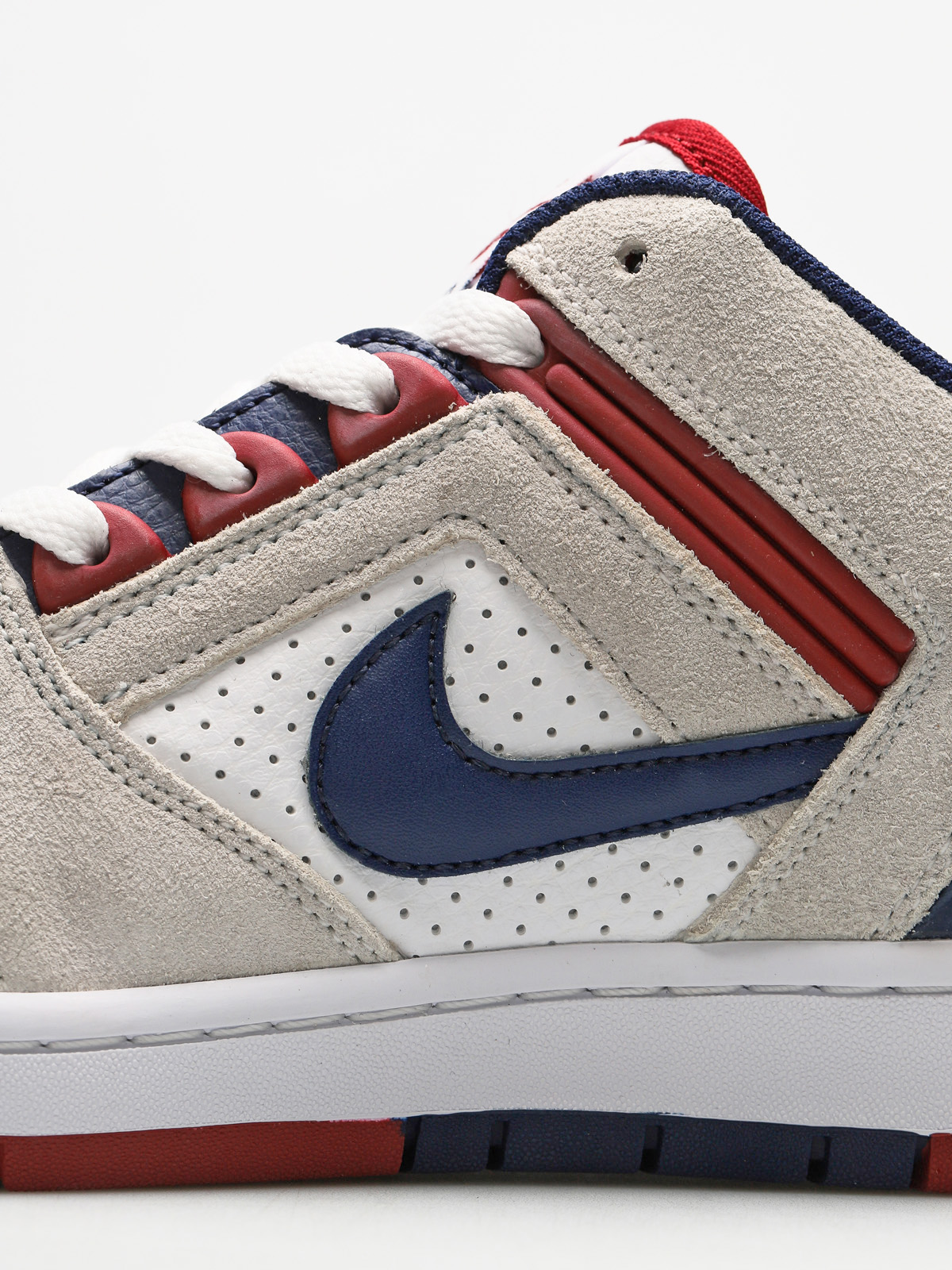 Buty Nike SB Air Force II Low (white/blue void red crush white)