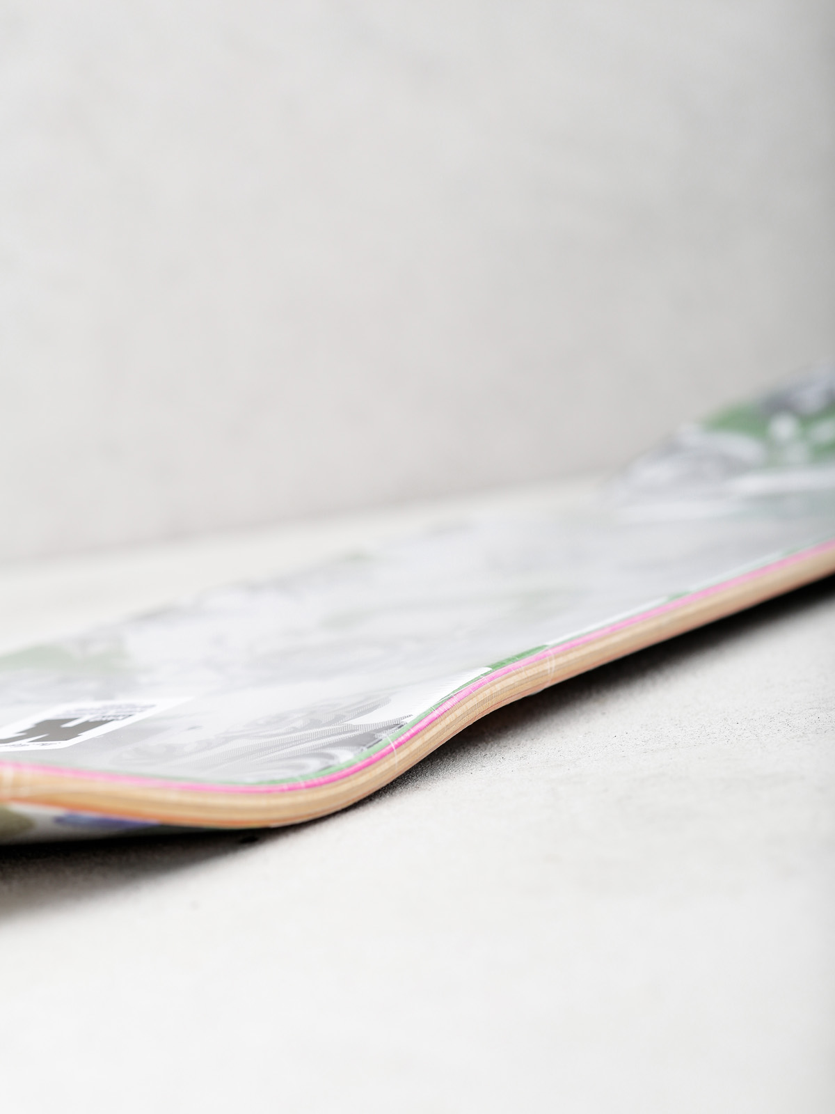 Deck DGK Kalis Murked (white/purple)