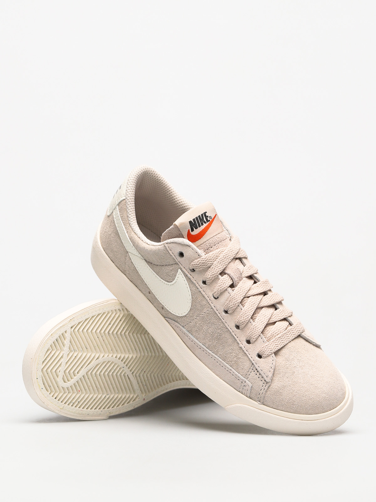 Buty Nike Blazer Low Wmn (desert sand/sail sail)