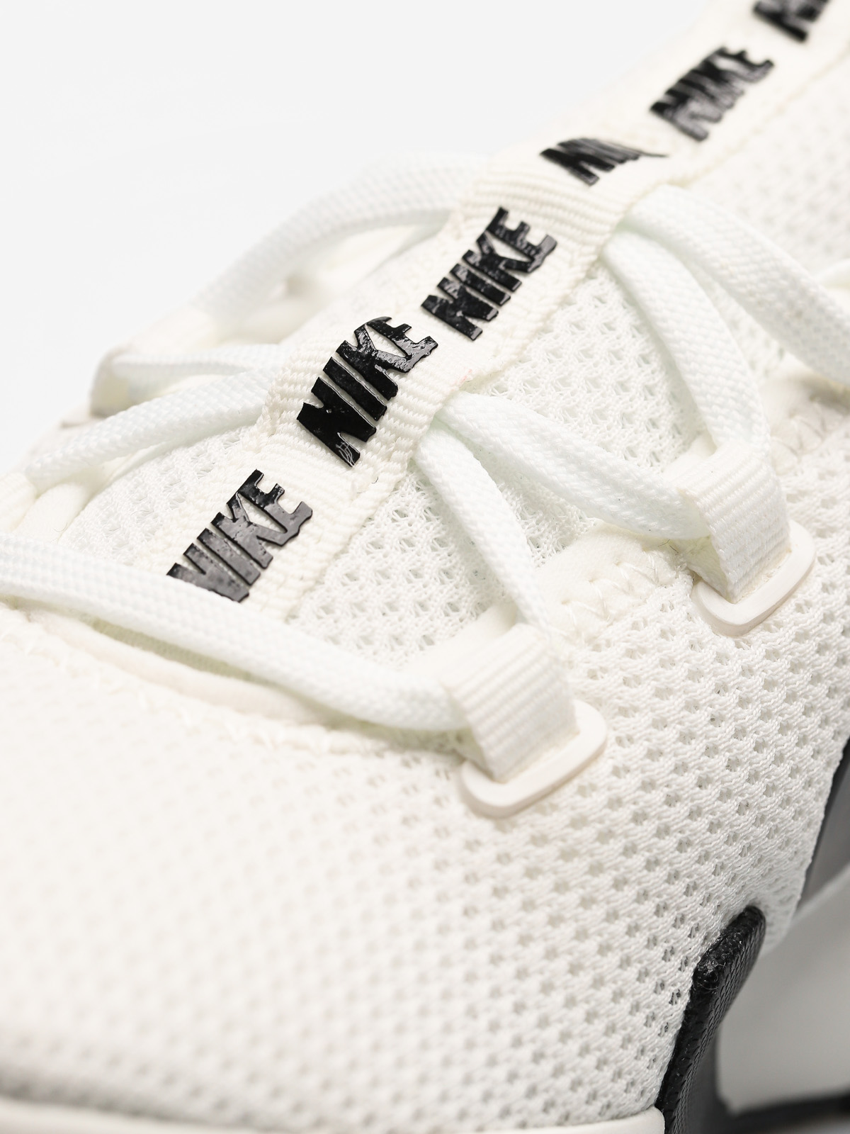 Buty Nike Ashin Modern Wmn (summit white/black)