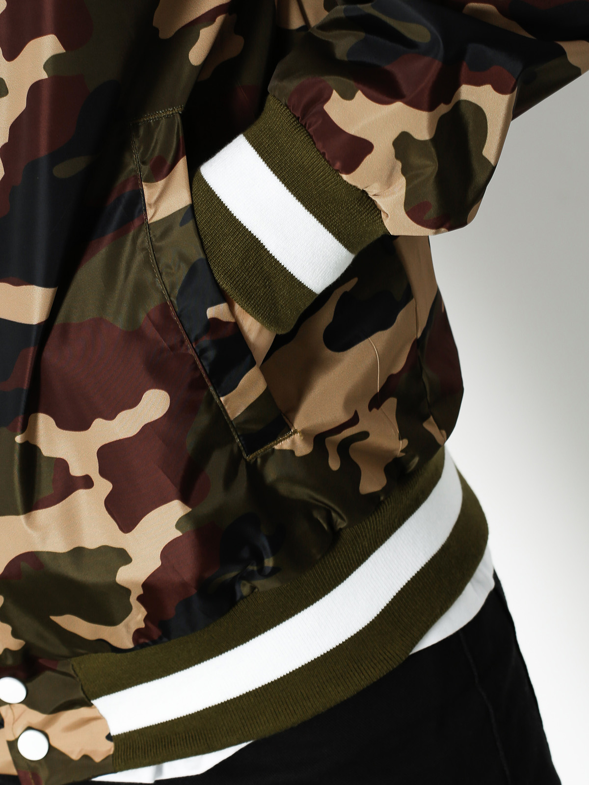 Kurtka MassDnm Signature (woodland camo)