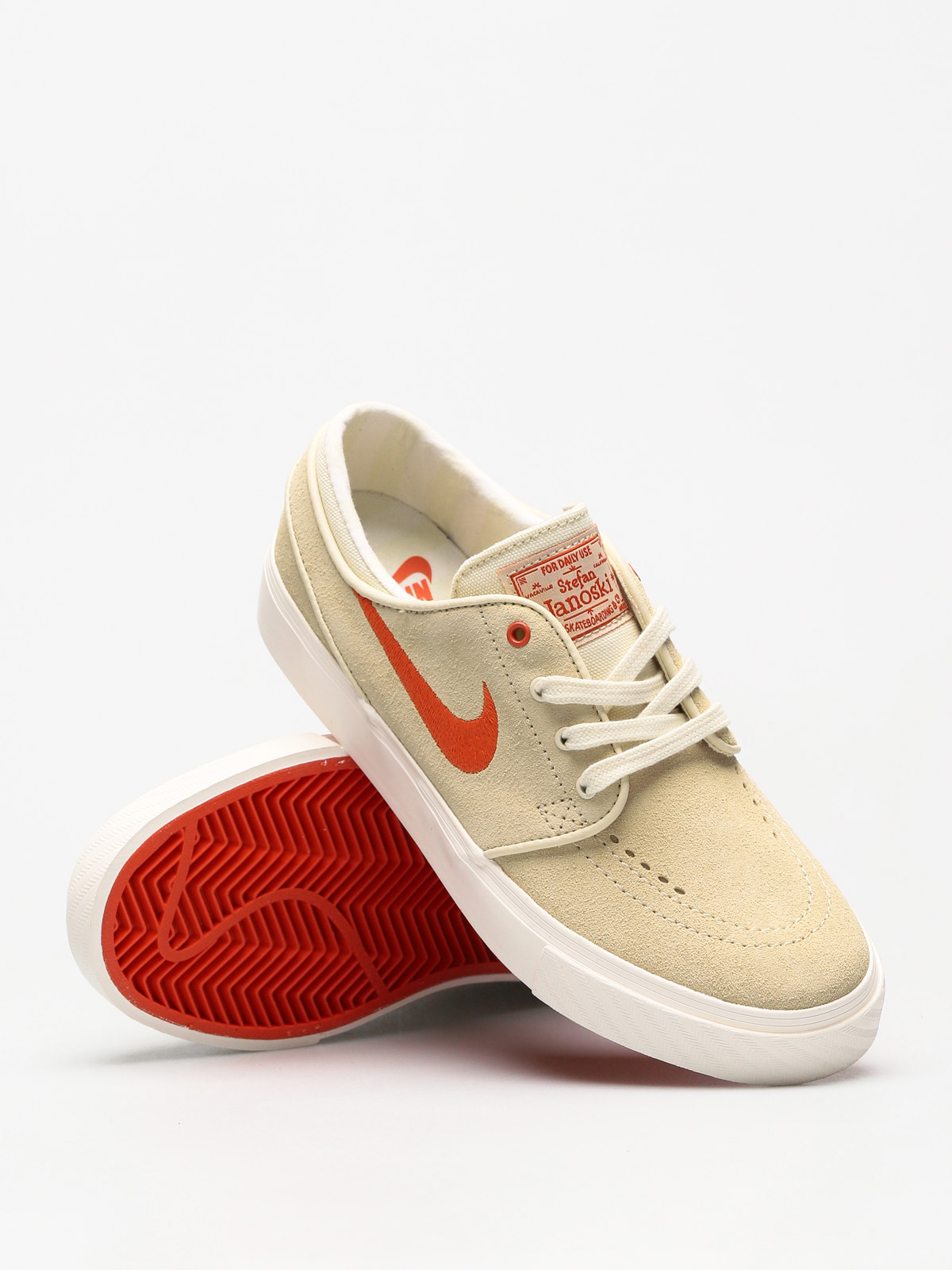 coral nike sb